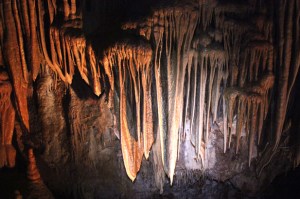 Kartchner_18_Cave-dripping-wall_fullframe